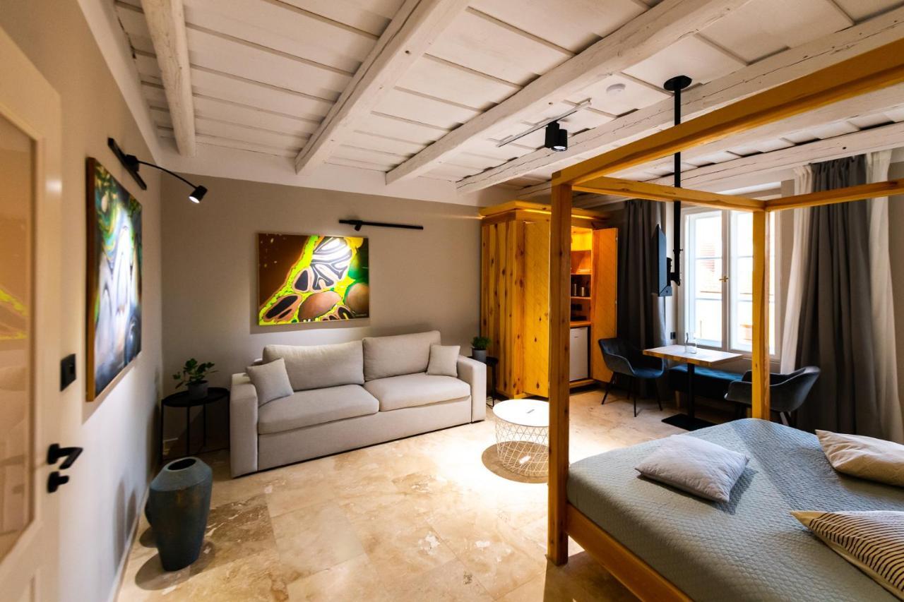 Hotel Desatero Mikulov Kültér fotó